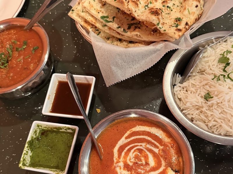 Aapka Food Adda interior
